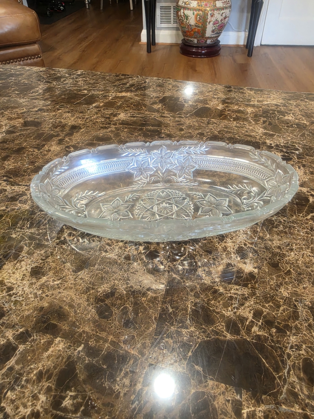 Source Unknown Clear Pressed Glass Floral Oval Serving Platter